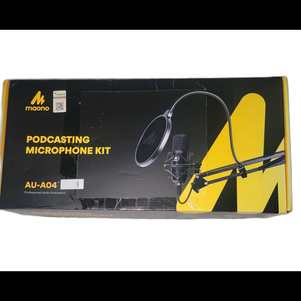 Maono AU-A04 Podcasting Microphone Kit Professional Audio Innovation New In Box